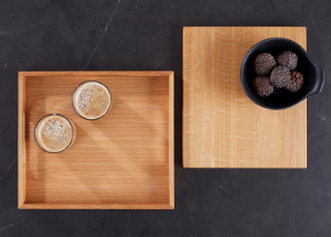 Serveringsbakke med skærebræt